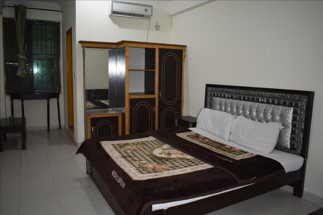 Mehran Hotel Rawalpindi Eksteriør bilde