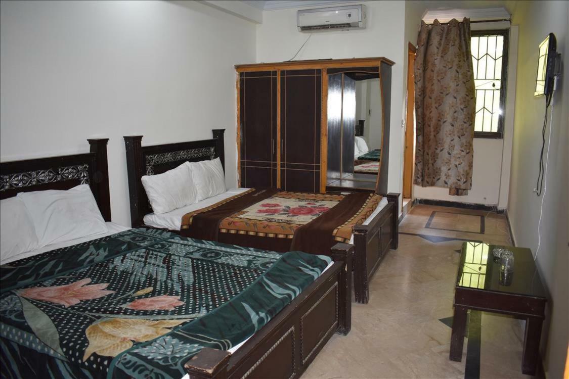 Mehran Hotel Rawalpindi Eksteriør bilde
