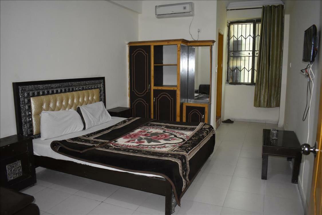 Mehran Hotel Rawalpindi Eksteriør bilde