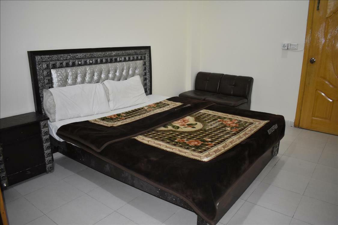 Mehran Hotel Rawalpindi Eksteriør bilde